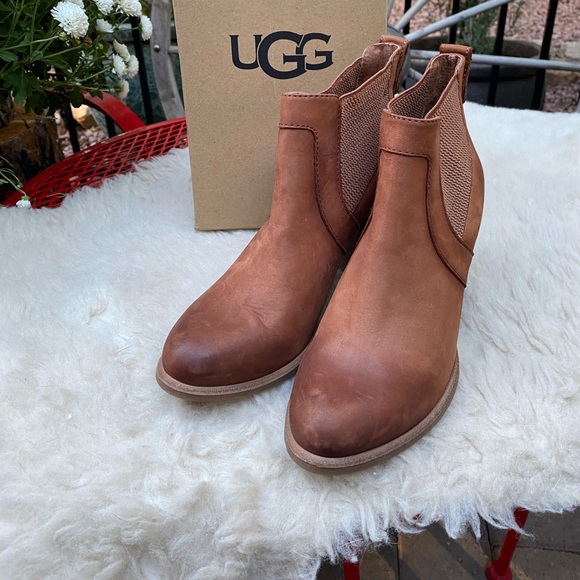 New Ugg Cobie Rust booties. These are from a sample sale size 7. - Picture 2 of 4